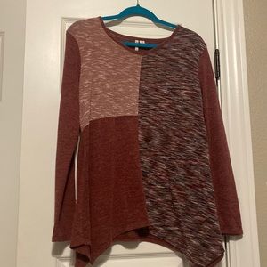 Long sleeve shirt size medium